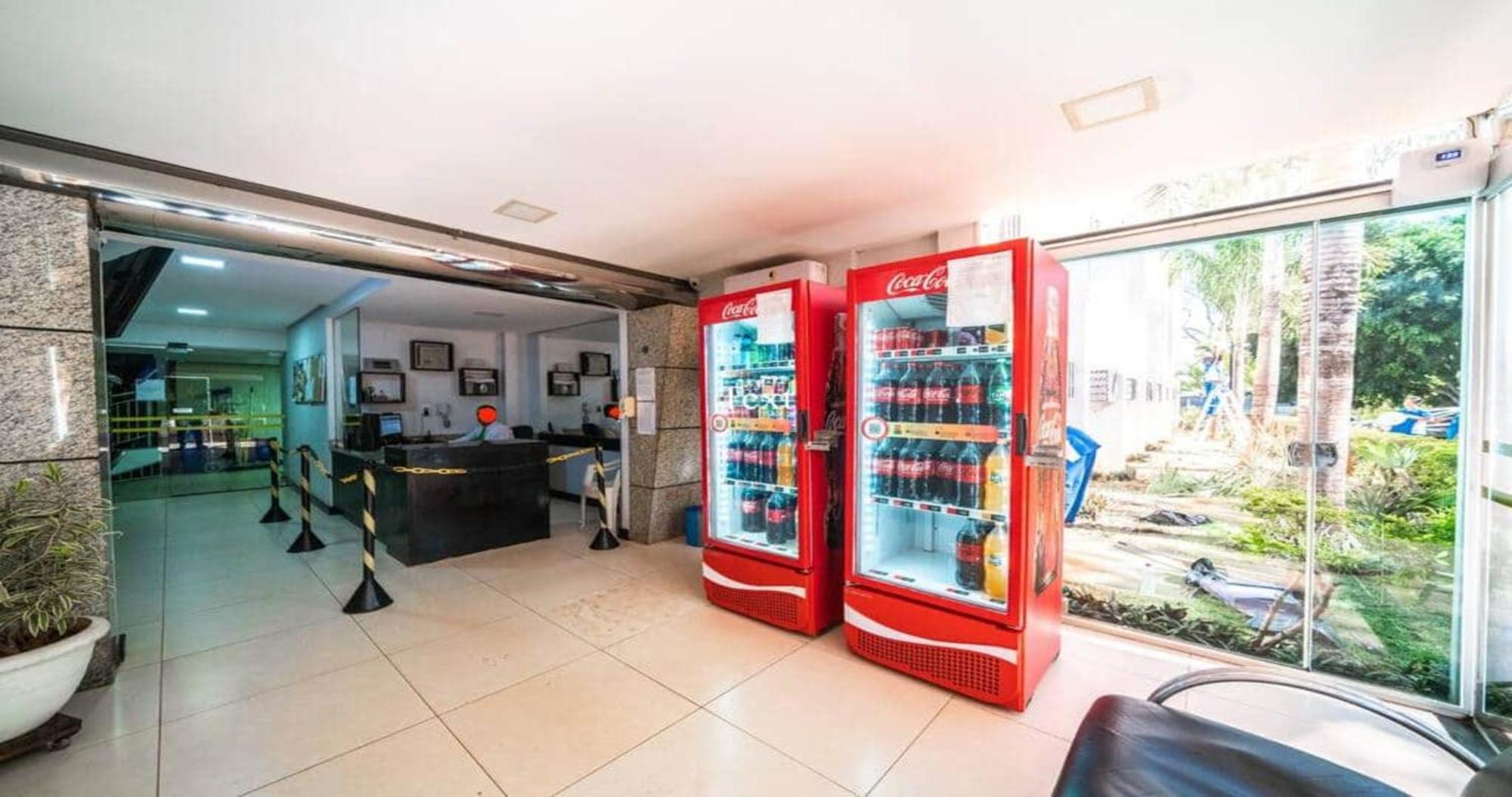 Queen'S Flats, Flat Executivo Proximo A Esplanada E Ao Aeroporto ブラジリア エクステリア 写真